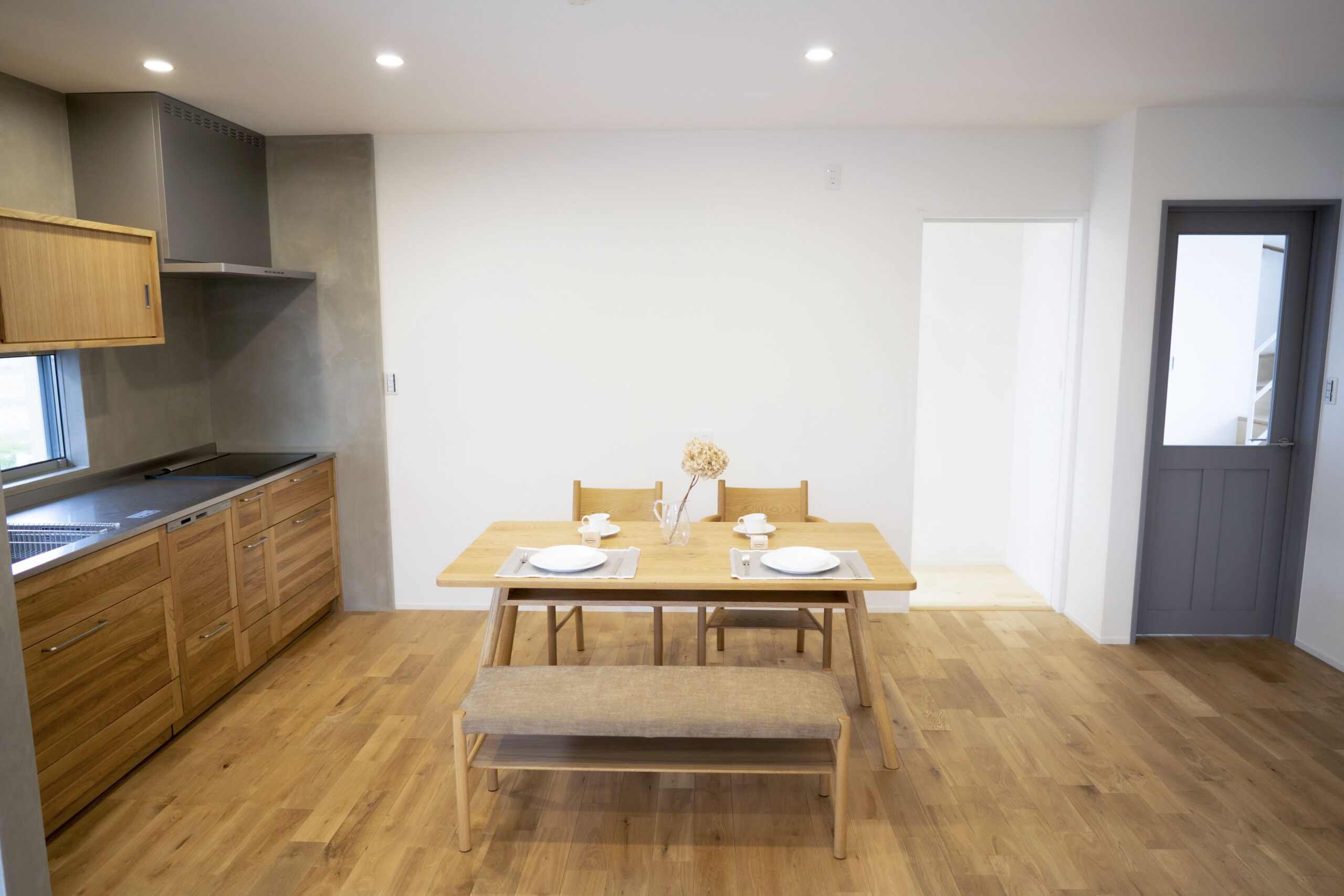 造作キッチンとダイニングの施工事例｜熊本の注文住宅 ラッドビルズ